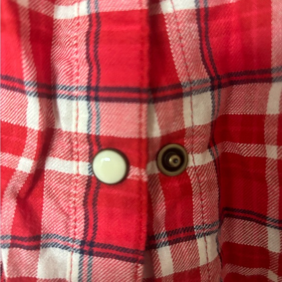 Patterned red and white shirt - Picture 2 of 4